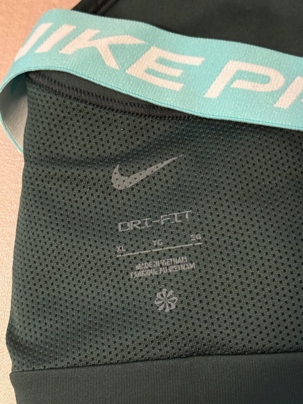 Nike Pro Matching Set Sports Bra & 3” Shorts NWT Medium/X Large - Picture 4 of 7